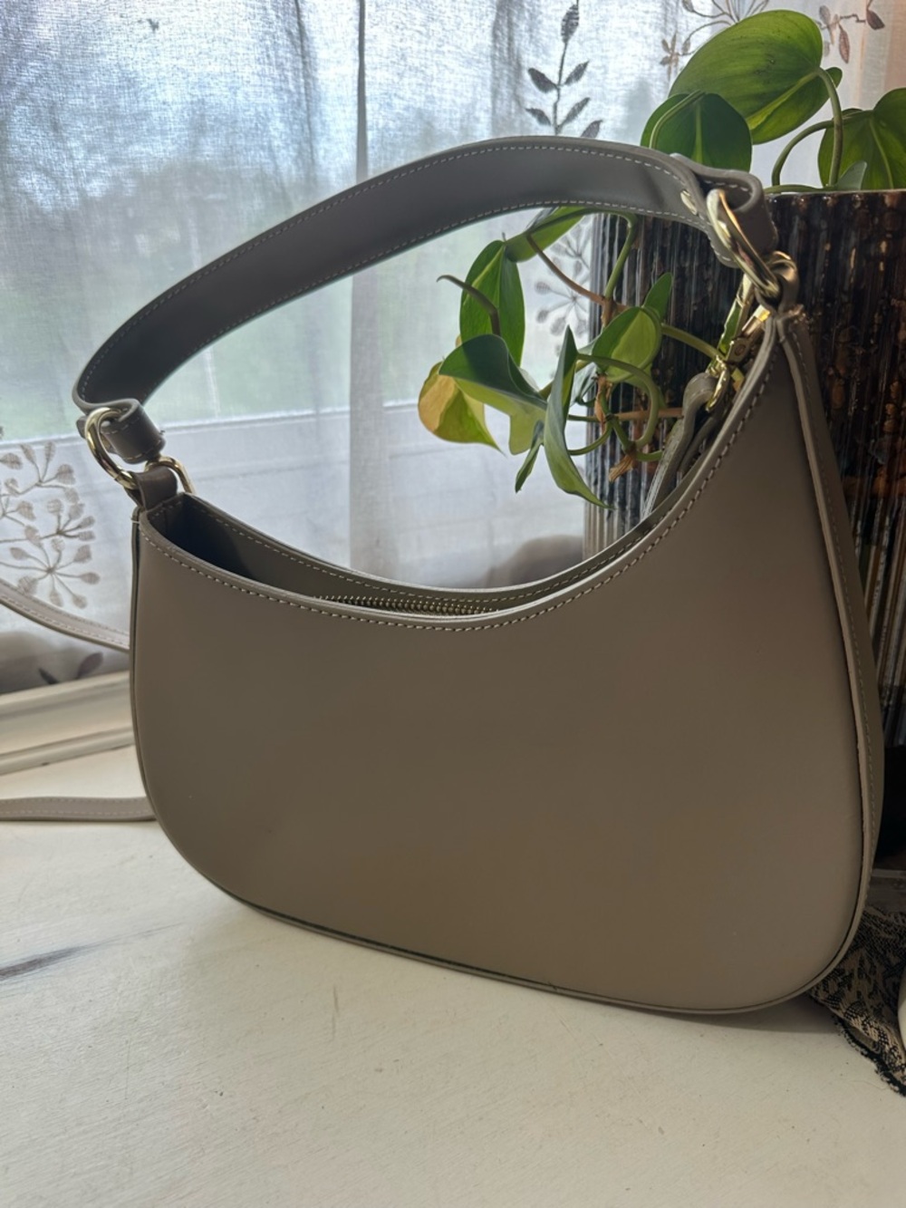 Artisian Taupe Italian Leather Shoulder Bag with Crossbody Strap